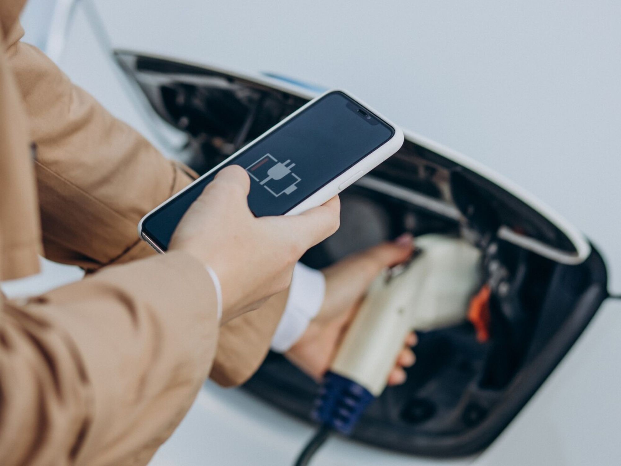 Cara Memaksimalkan Jarak Tempuh Mobil Listrik