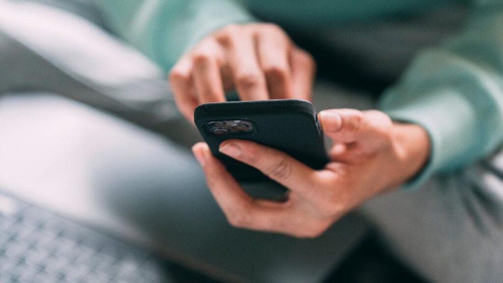 Cara Mengatasi Teror Debt Collector Pinjol