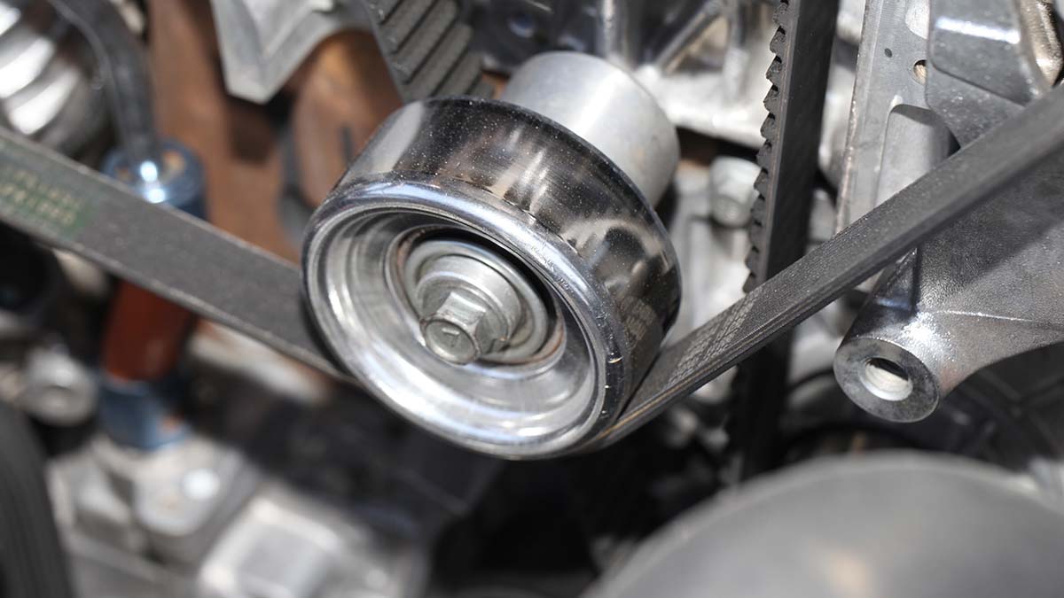 Kenapa Fan Belt Mobil Bunyi Cit Cit