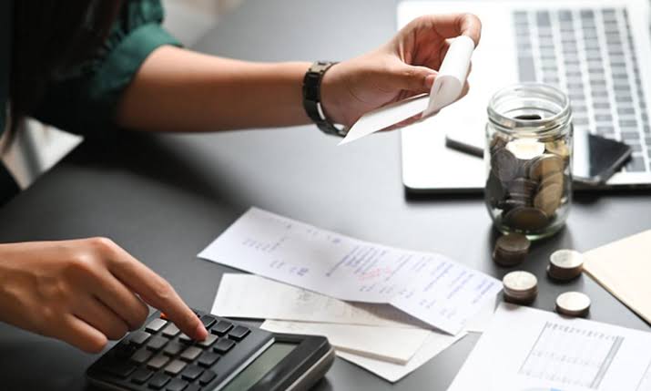 Mengelola Rekening Bulanan