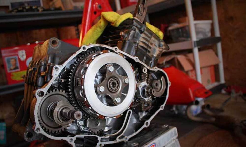 Penyebab dan Gejala Motor Turun Mesin