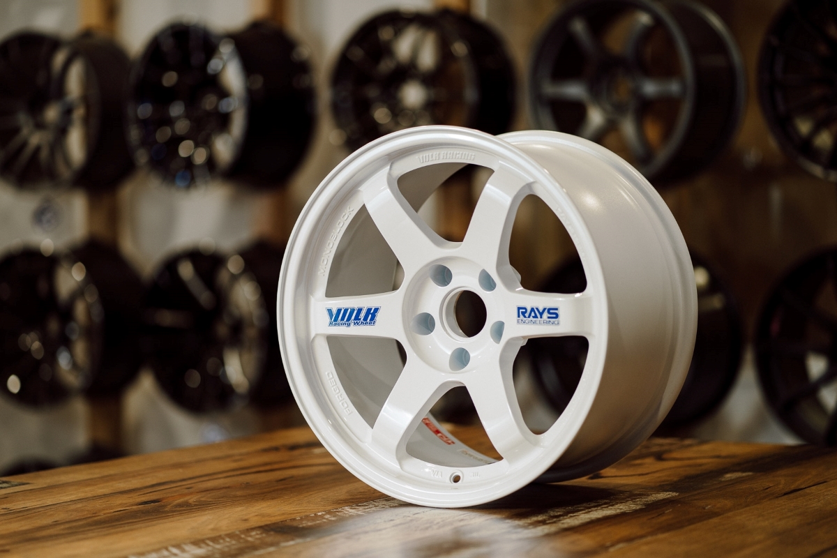 Tips Memilih Velg Racing Mobil yang Aman