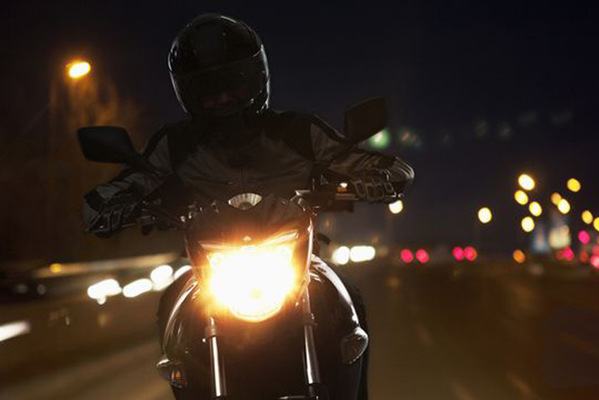 Kenapa Lampu Utama Motor Redup