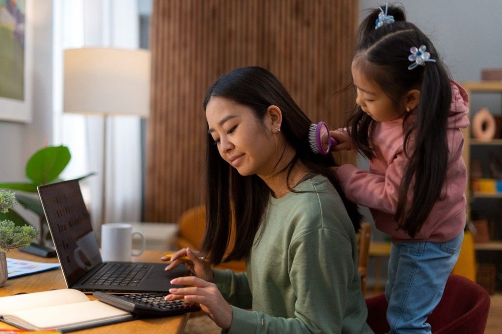 Penghasilan Tambahan di Rumah untuk Ibu Rumah Tangga