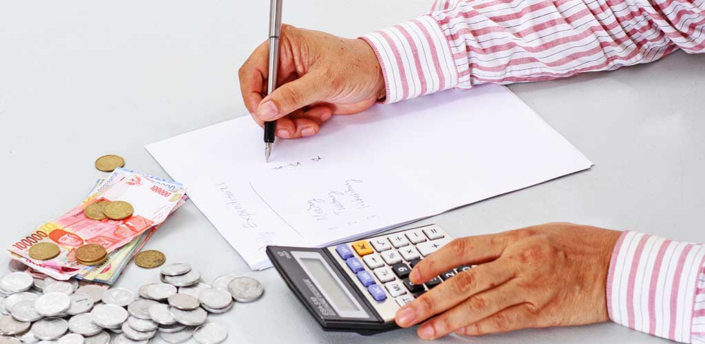 Tips Mengelola Keuangan Bisnis Agar Tidak Campur